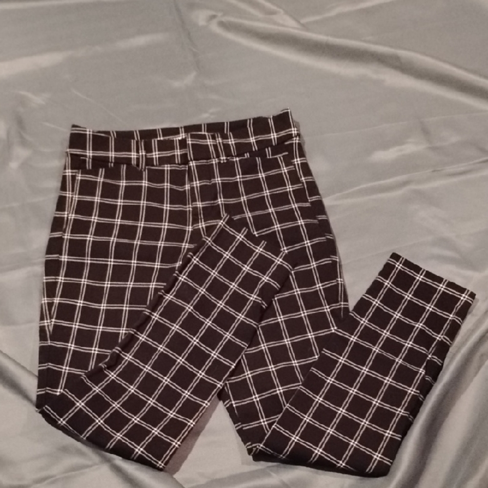 Women's Black and White Checkered Skinny Pants Old Navy PIXIE 😍